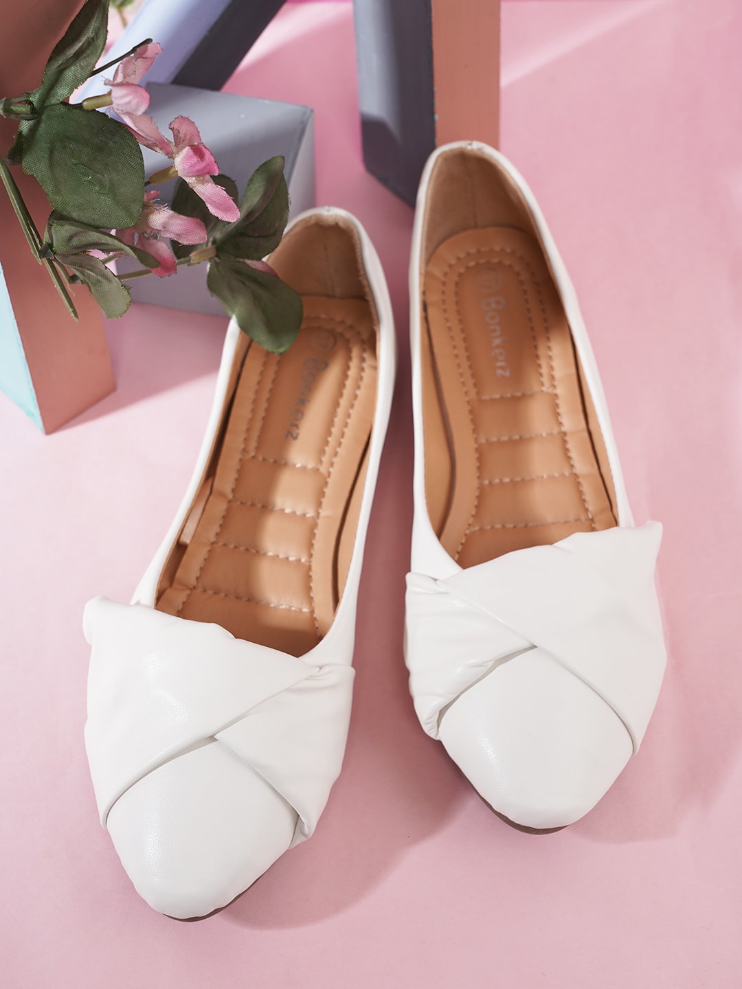 

Bonkerz Women Solid Ballerinas, White