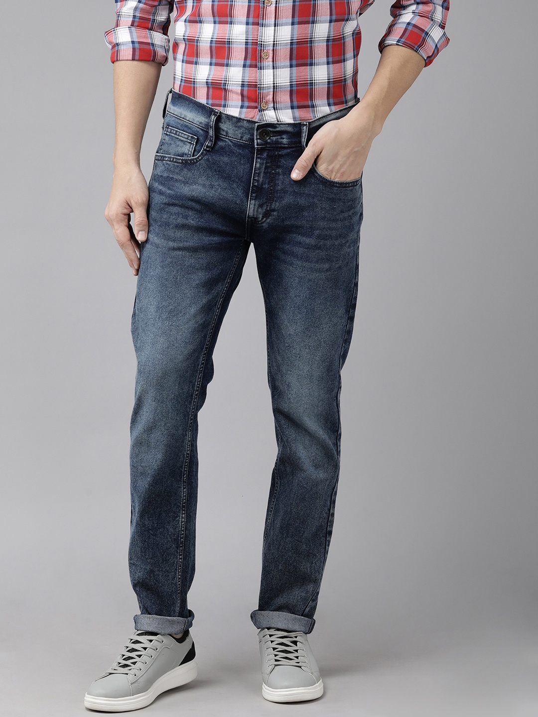

Pepe Jeans Men Tapered Fit Low-Rise Jeans, Blue