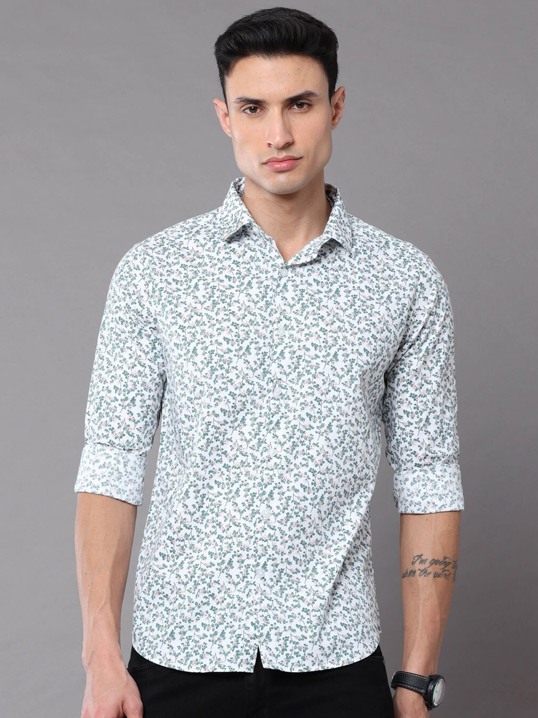 

Bushirt Men Classic Floral Printed Pure Cotton Casual Shirt, White