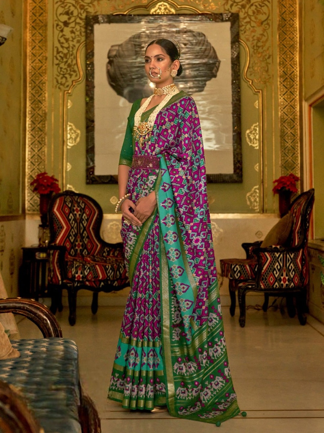 

Mitera Ethnic Motifs Zari Silk Blend Patola Saree, Purple