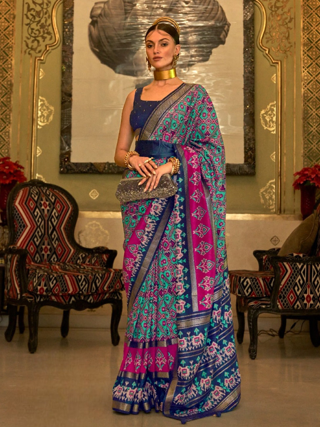 

Mitera Ethnic Motifs Silk Blend Patola Saree, Blue