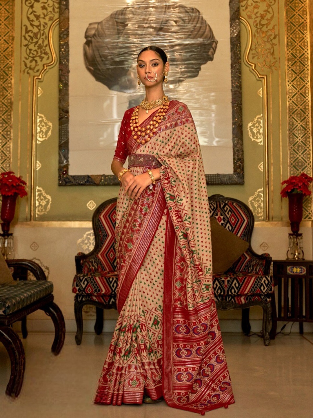 

Mitera Ethnic Motifs Zari Silk Blend Patola Saree, Beige
