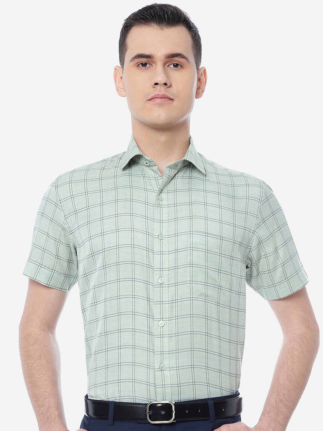 

Greenfibre Men Checked Cotton Formal Shirt, Green