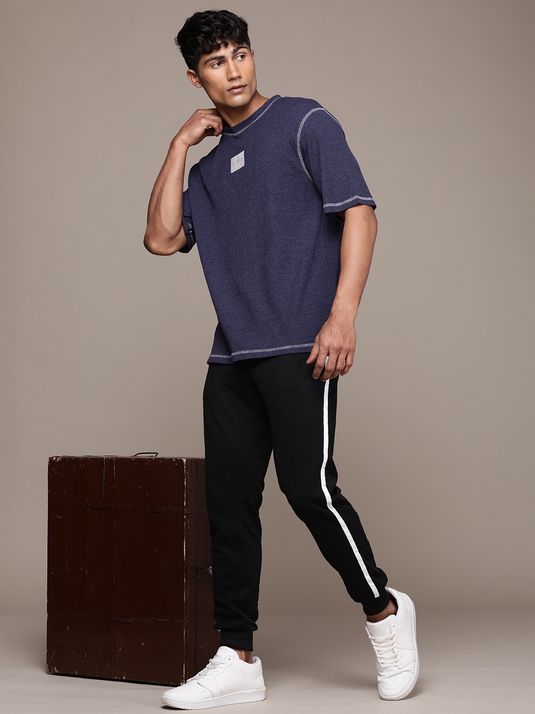 

FORCE IX Men Brand Logo Applique Drop-Shoulder Sleeves Pure Cotton Loose T-shirt, Blue