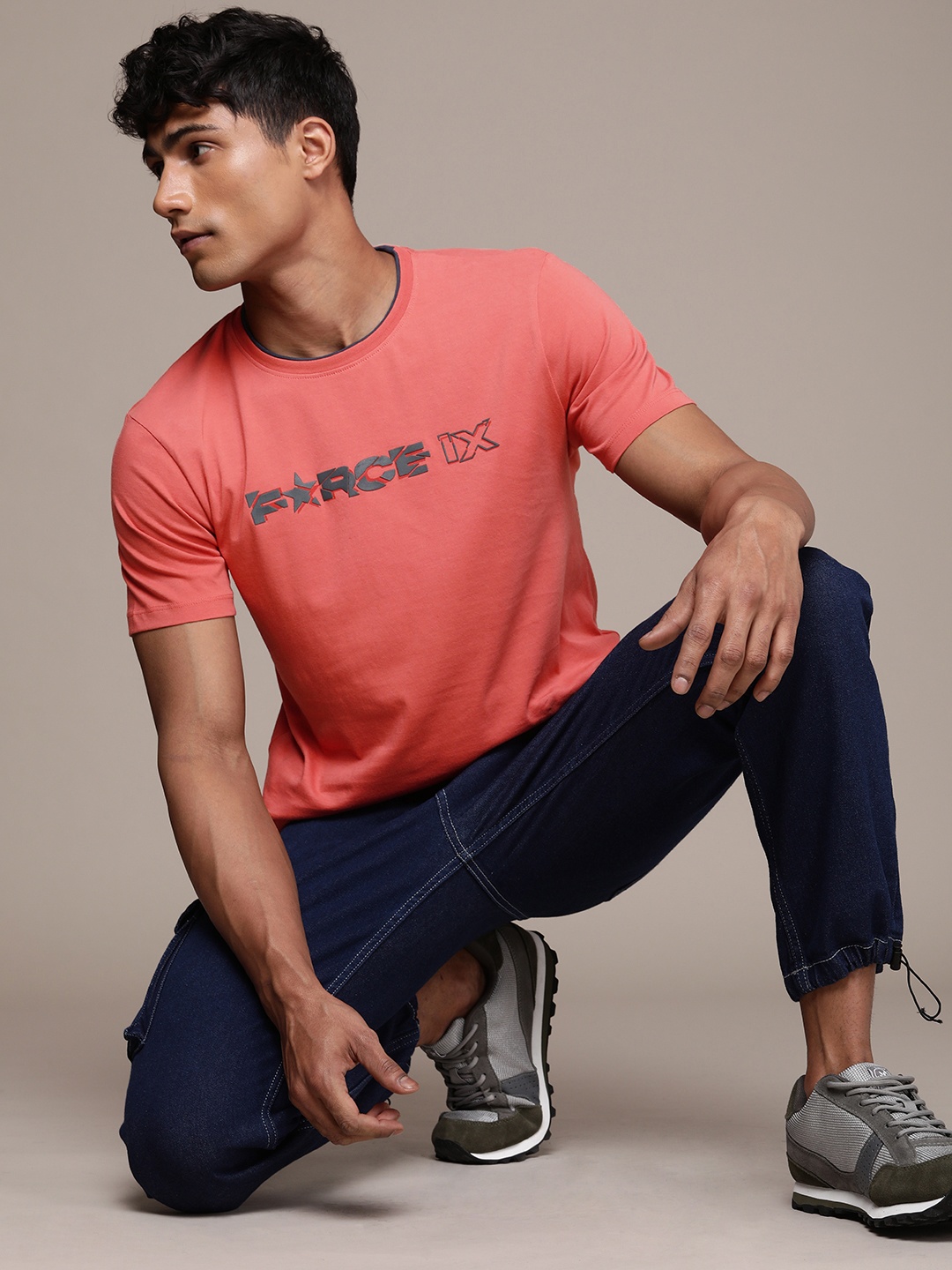 

FORCE IX Men Brand Logo Printed Pure Cotton T-shirt, Coral