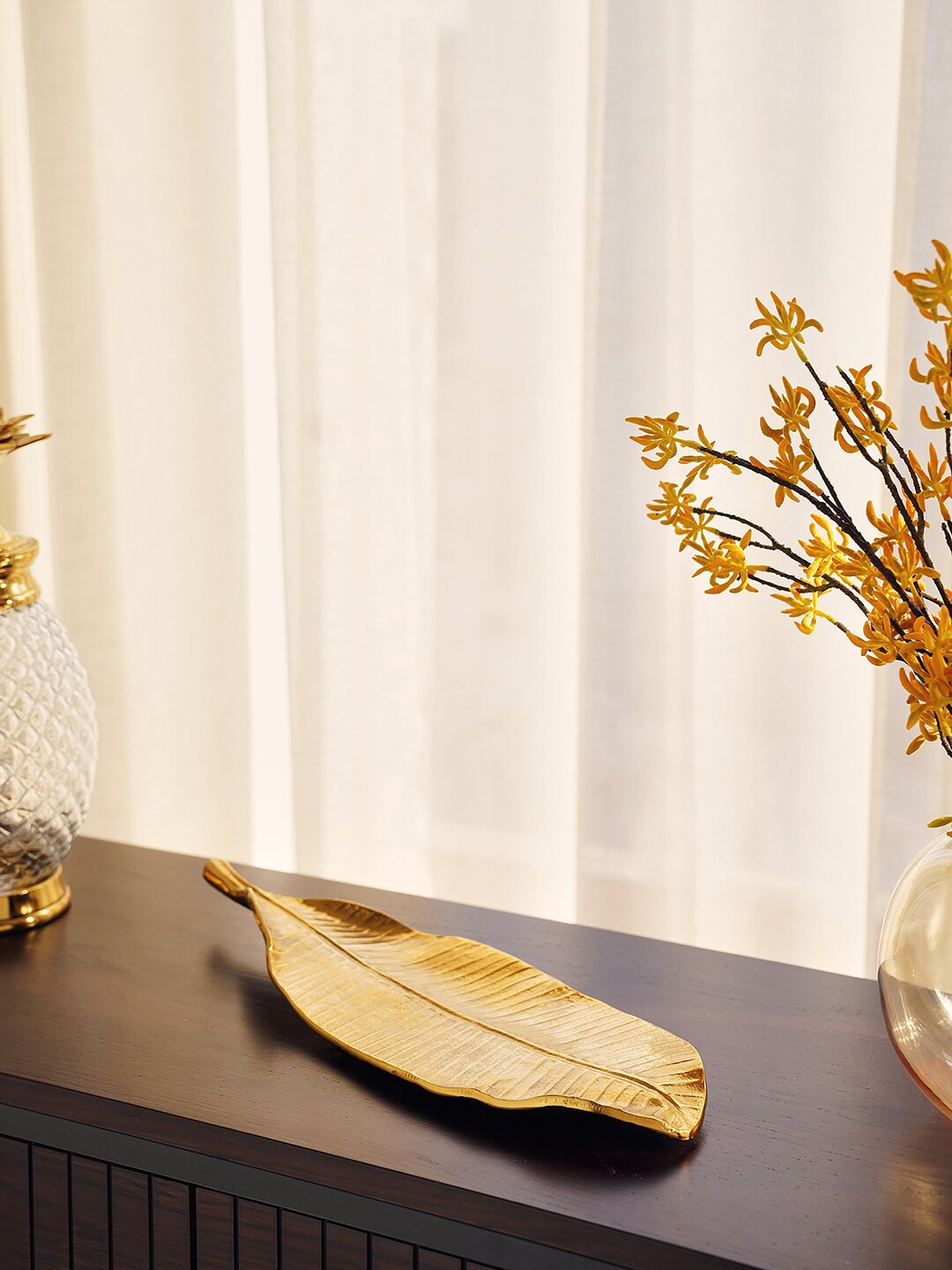 

Pure Home and Living Zarina Gold-Toned Textured Large Leaf Showpiece