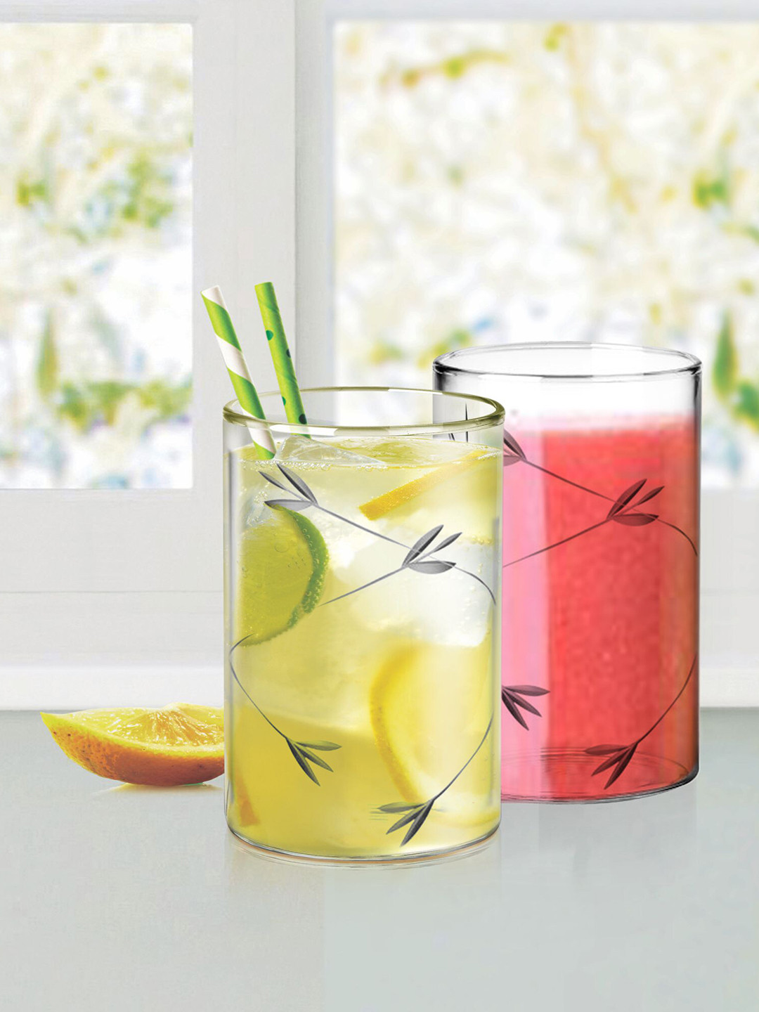 

Treo Vector Borosilicate Decorative Glass Set Of 6 Transparent Bloom Tumblers 300 ml Each