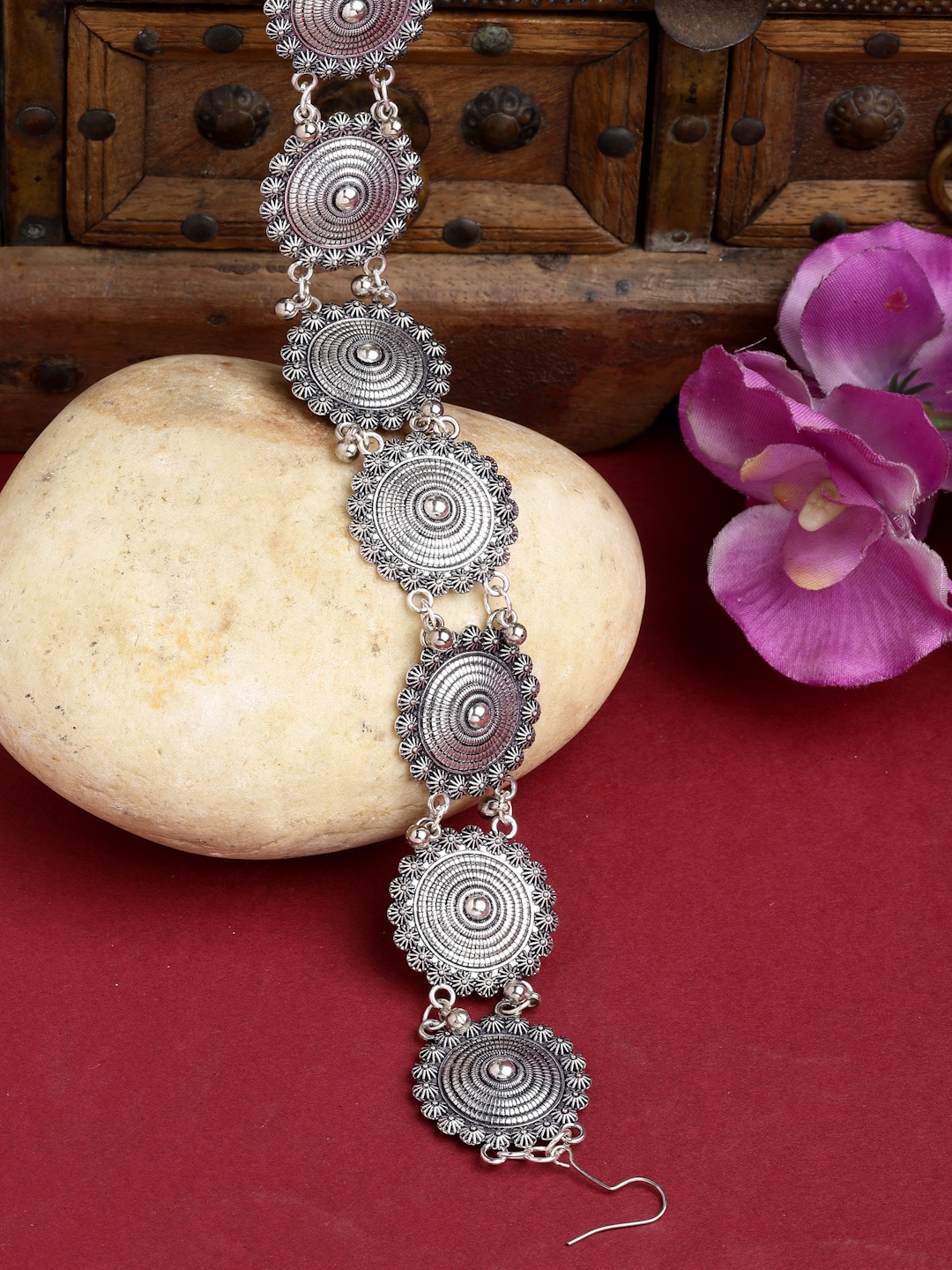 

PANASH Oxidised Silver-toned & Circular Shaped Mathapatti