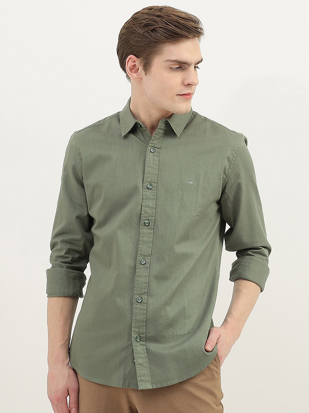 

United Colors of Benetton Men Slim Fit Cotton Casual Shirt, Olive