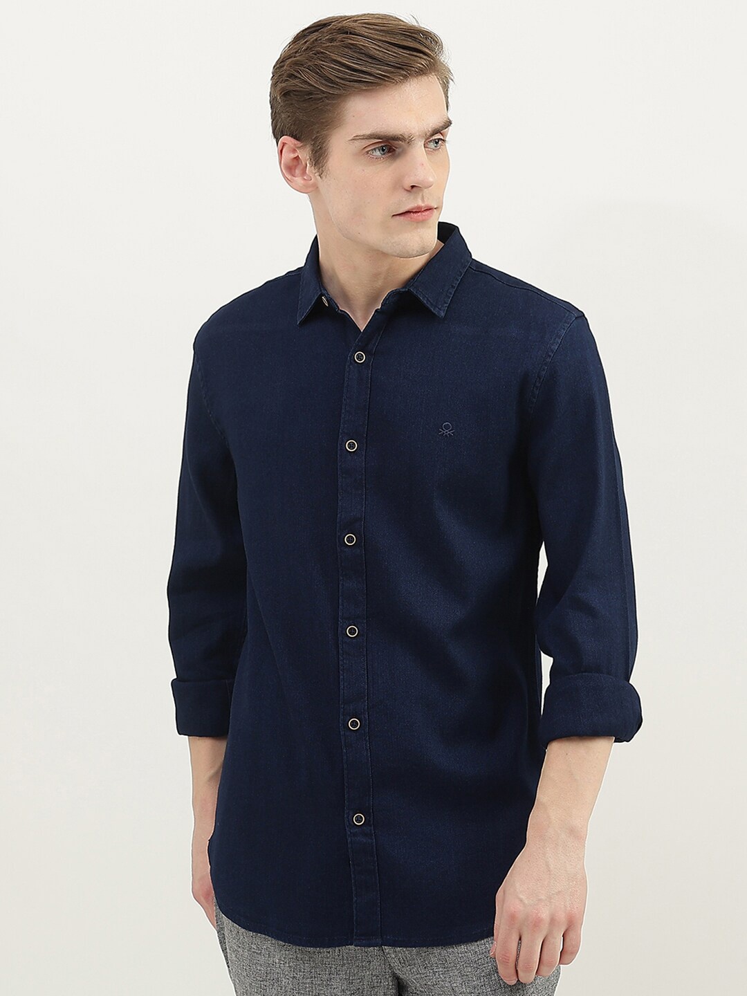 

United Colors of Benetton Men Slim Fit Cotton Casual Shirt, Navy blue