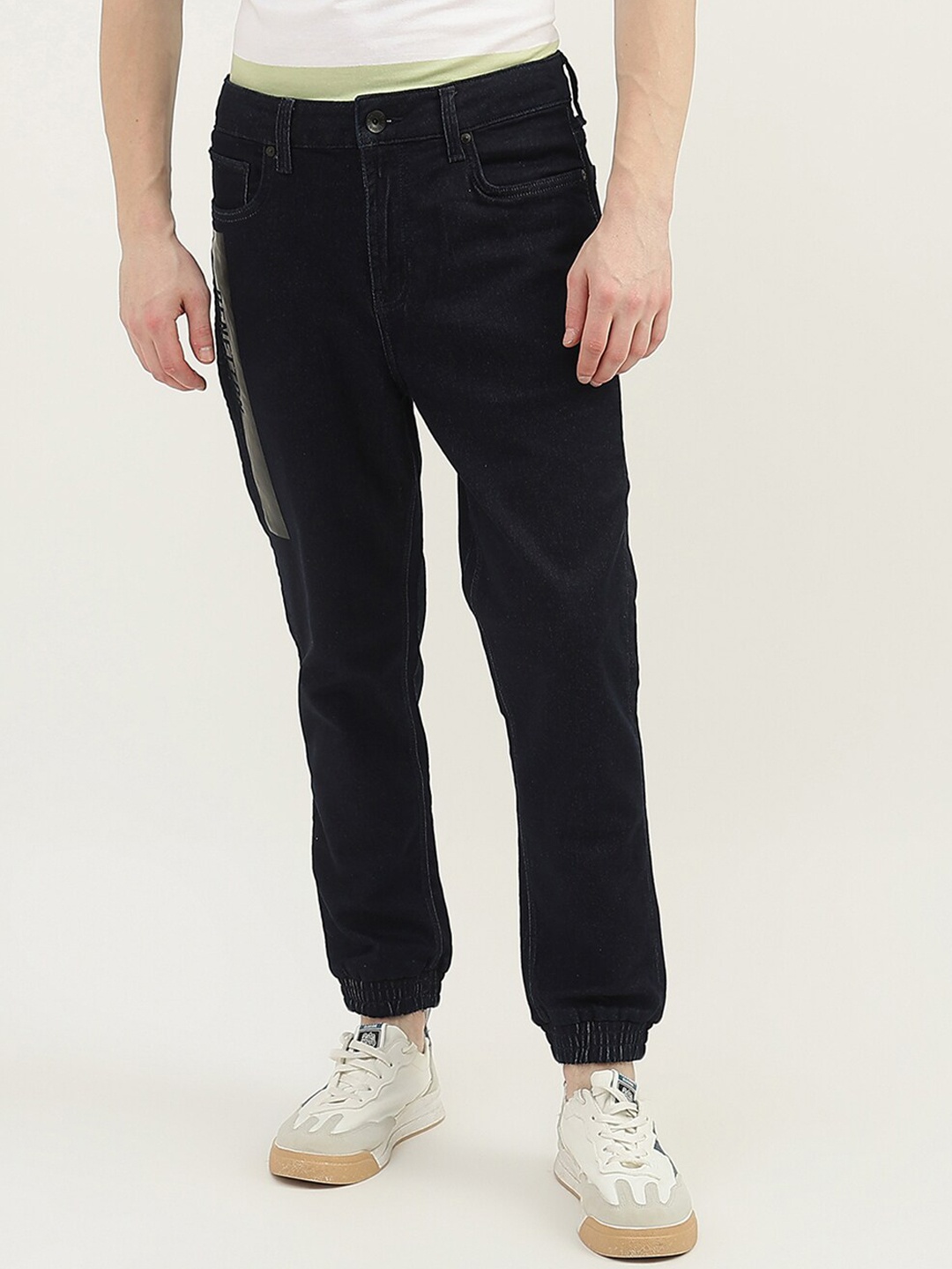 

United Colors of Benetton Men Cotton Mid-Rise Jogger Jeans, Black