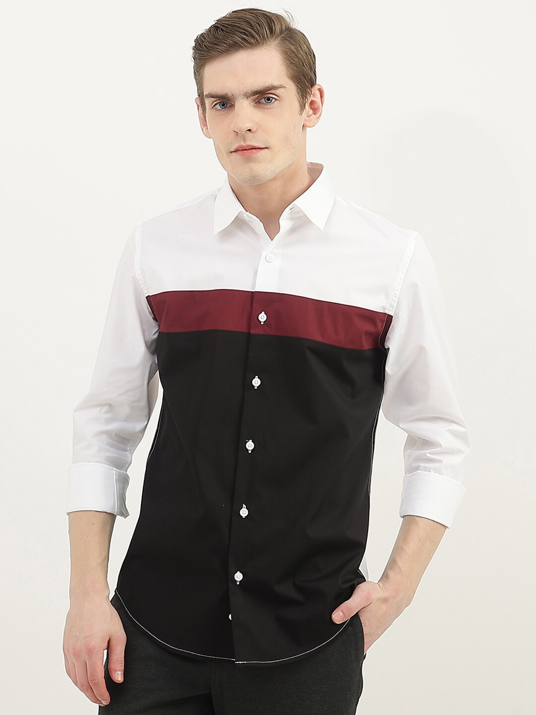 

United Colors of Benetton Men Slim Fit Colourblocked Cotton Casual Shirt, Black