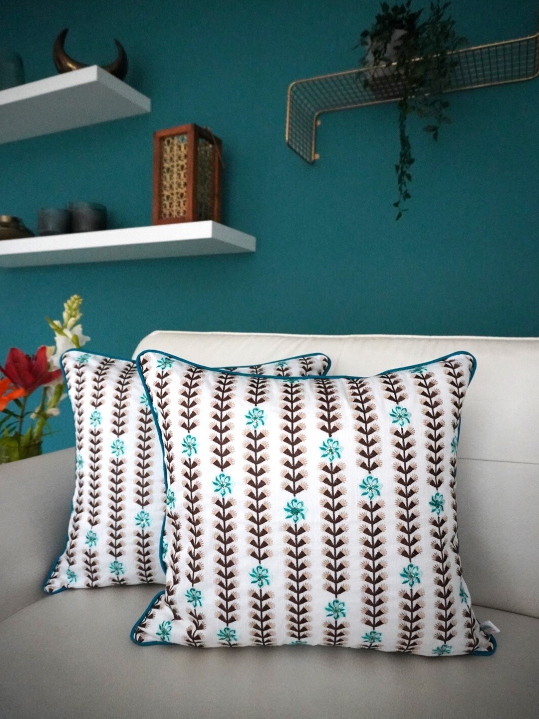 

TARA- Sparkling Homes Blue & White Set of 2 Floral Square Cushion Covers