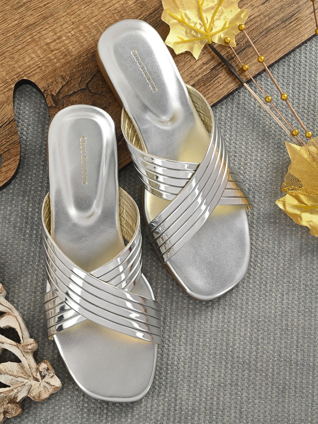 

CLOG LONDON Women Silver-Toned Open Toe Flats