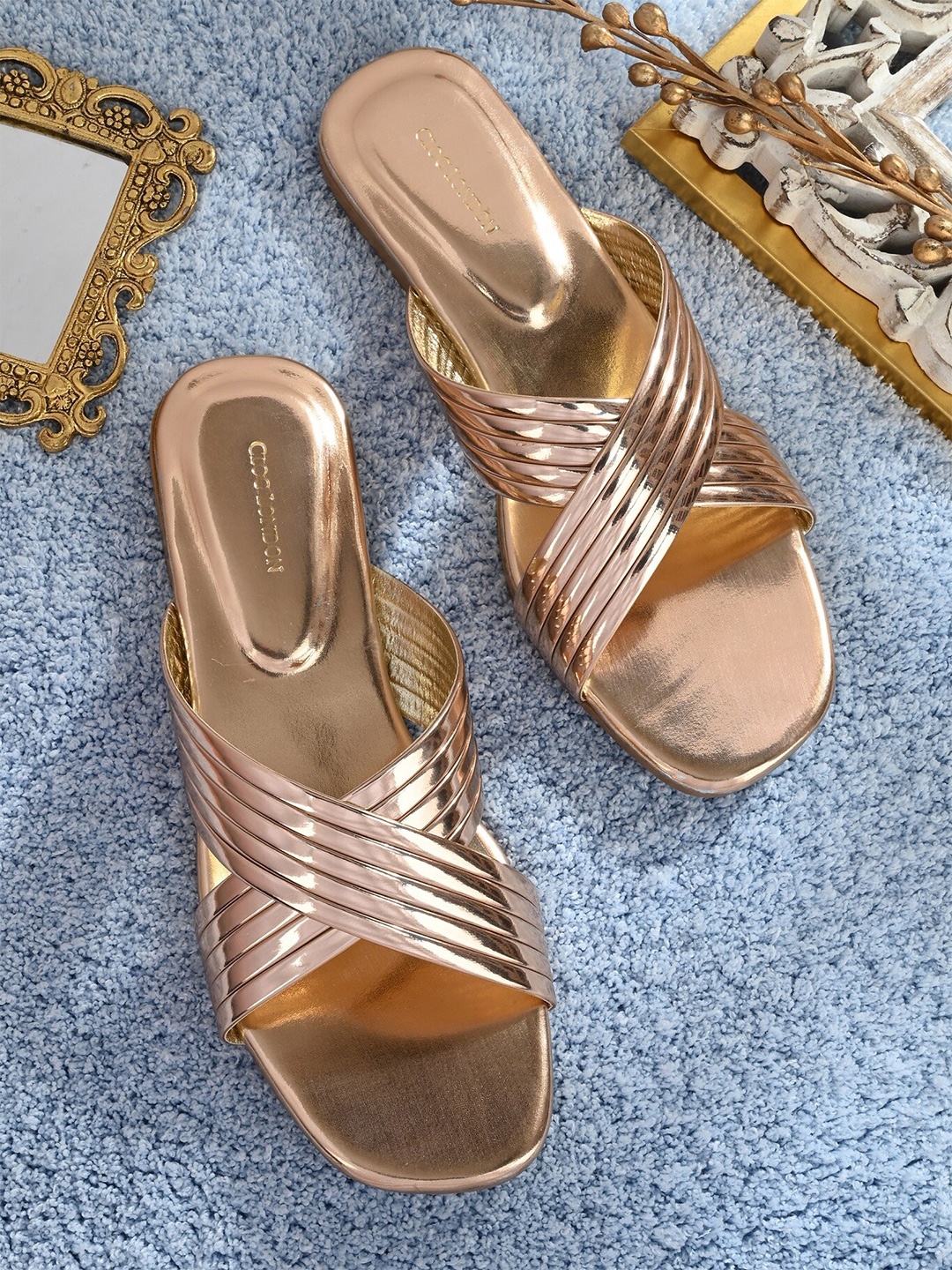 

CLOG LONDON Women Open Toe Flats, Copper