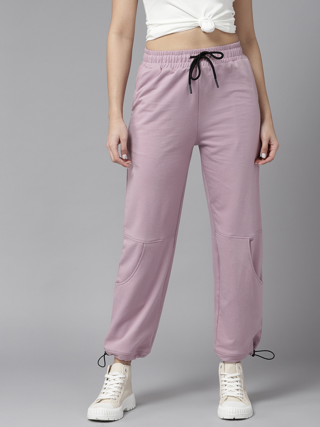 

Roadster Women Straight Fit Cropped Joggers With Toggle Hem, Pink