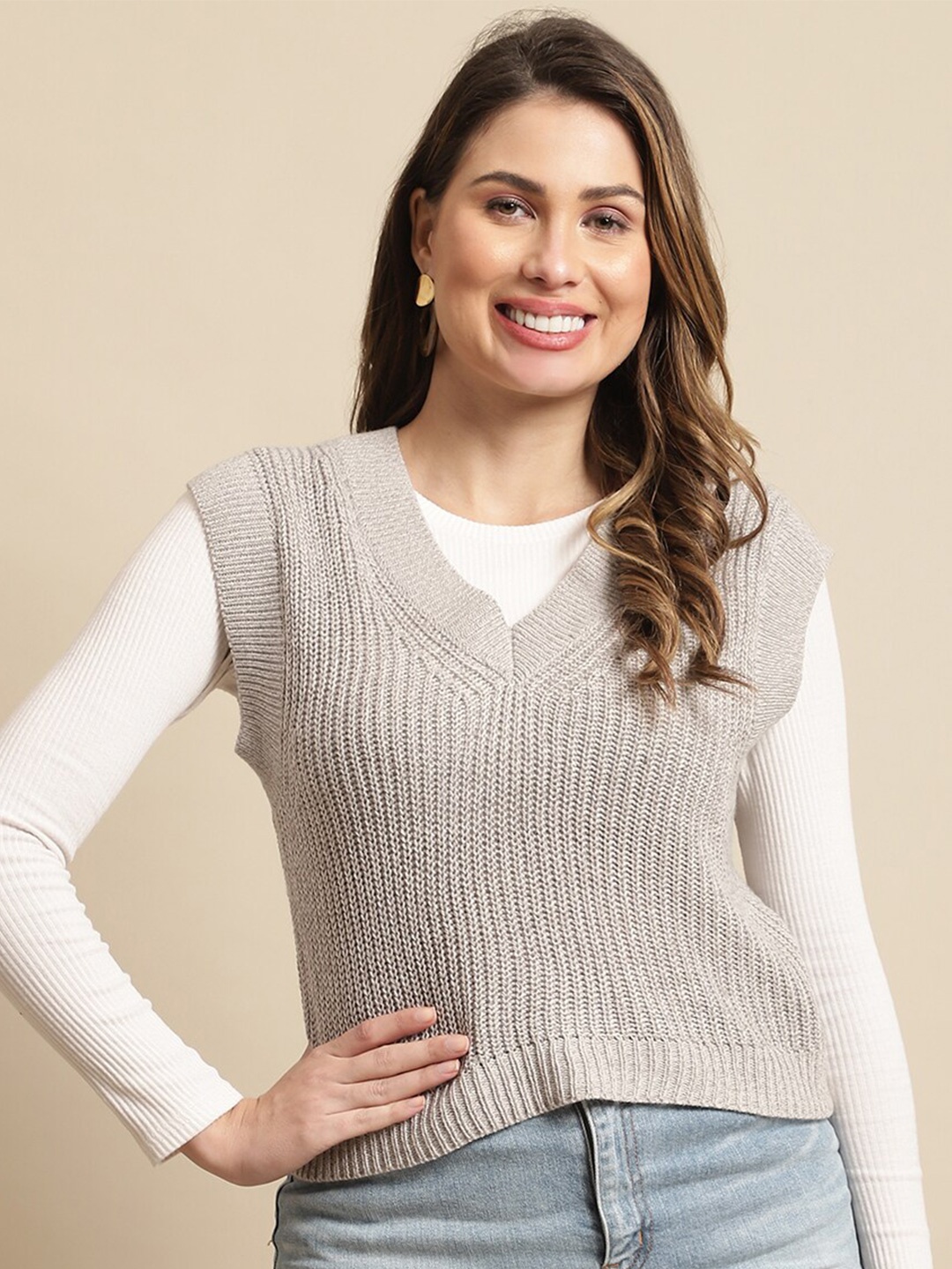 

NoBarr Women Solid V-Neck Acrylic Sweater Vest, Grey