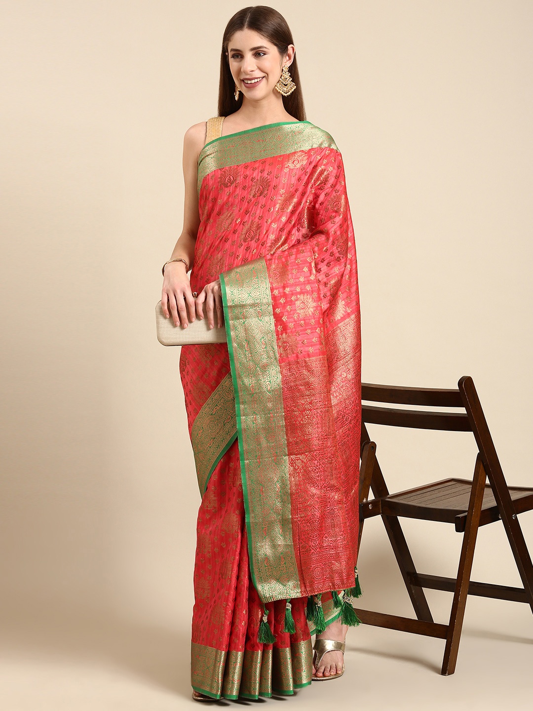 

Anouk Ethnic Motifs Zari Silk Blend Kanjeevaram Saree, Fuchsia