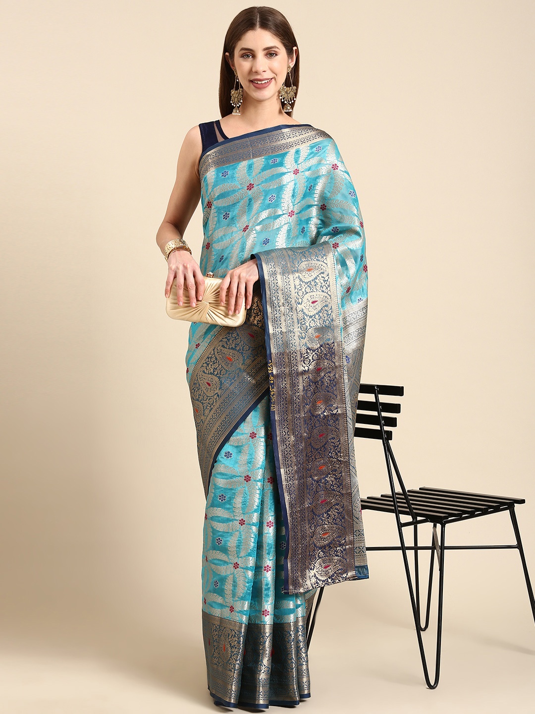 

Anouk Floral Zari Chanderi Saree, Turquoise blue