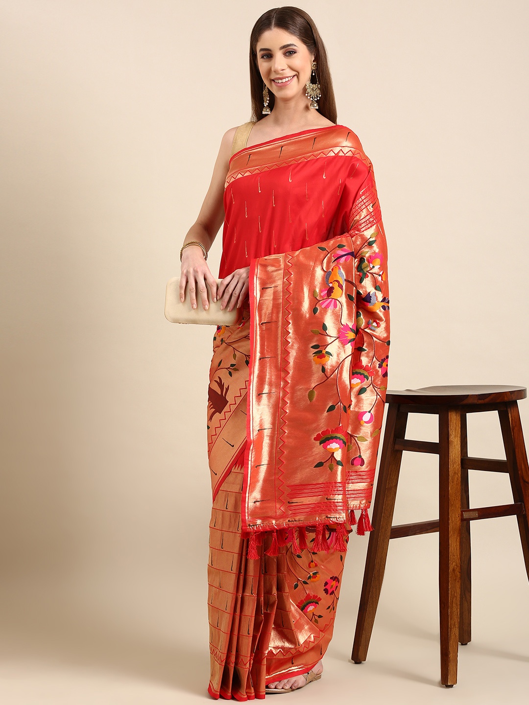 

VASTRANAND Woven Design Ethnic Motifs Zari Silk Blend Paithani Saree, Red