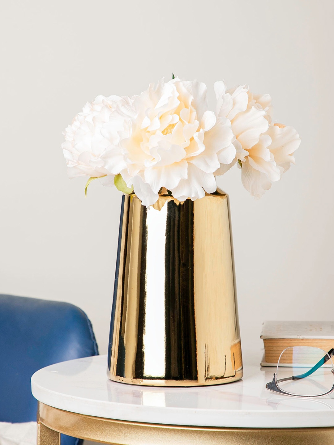 

Nestasia Gold-Toned Ceramic Flower Vases