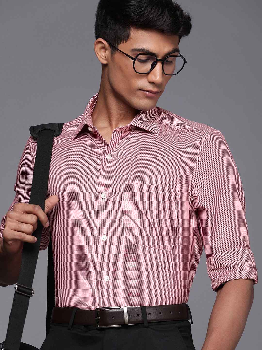 

Louis Philippe Men Classic Regular Fit Textured Opaque Self Design Cotton Formal Shirt, Maroon