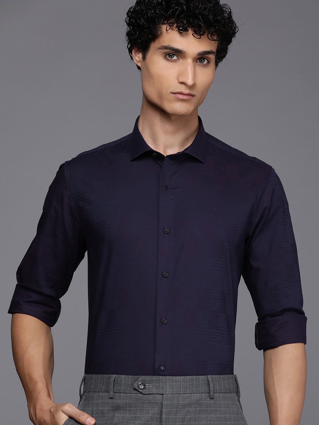 

Louis Philippe Ath.Work Super Slim Fit Checked Semiformal Shirt, Navy blue