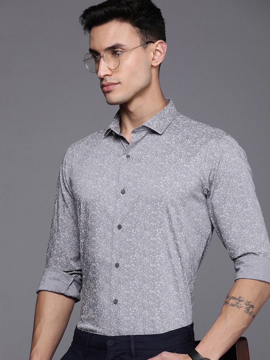 

Louis Philippe Ath Work Super Slim Fit Printed Casual Shirt, Grey