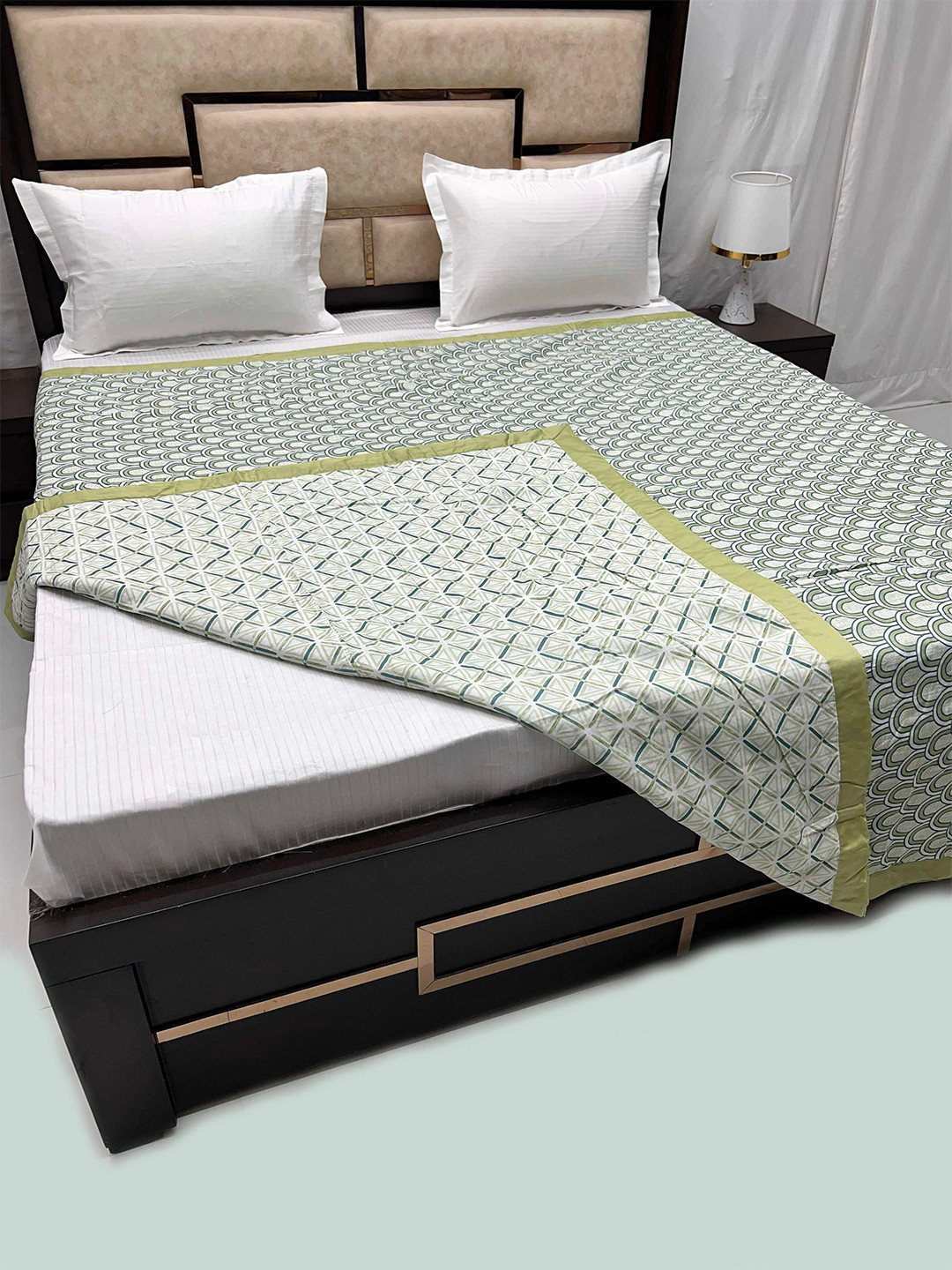 

Pure Decor Green & Off White Geometric 210 GSM Pure Cotton Reversible Double Bed Dohar
