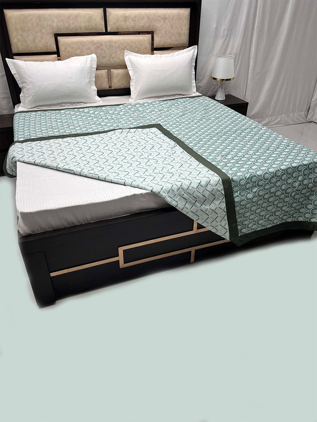 

Pure Decor White & Green Geometric AC Room 210 GSM Pure Cotton Reversible Double Bed Dohar