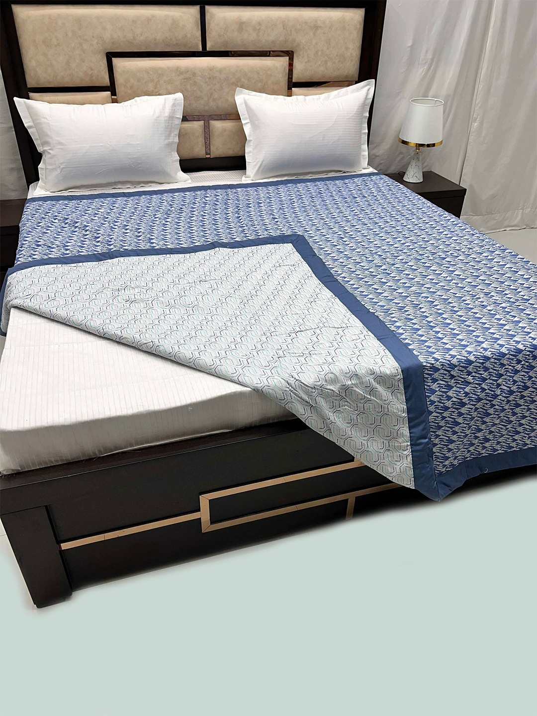 

Pure Decor Blue & White Geometric AC Room 210 GSM Pure Cotton Reversible Double Bed Dohar