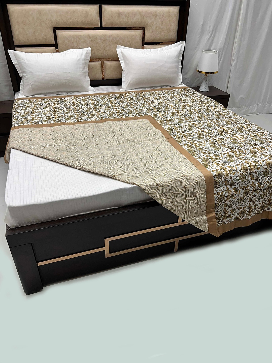 

Pure Decor White & Brown Floral AC Room 210 GSM Pure Cotton Reversible Double Bed Dohar