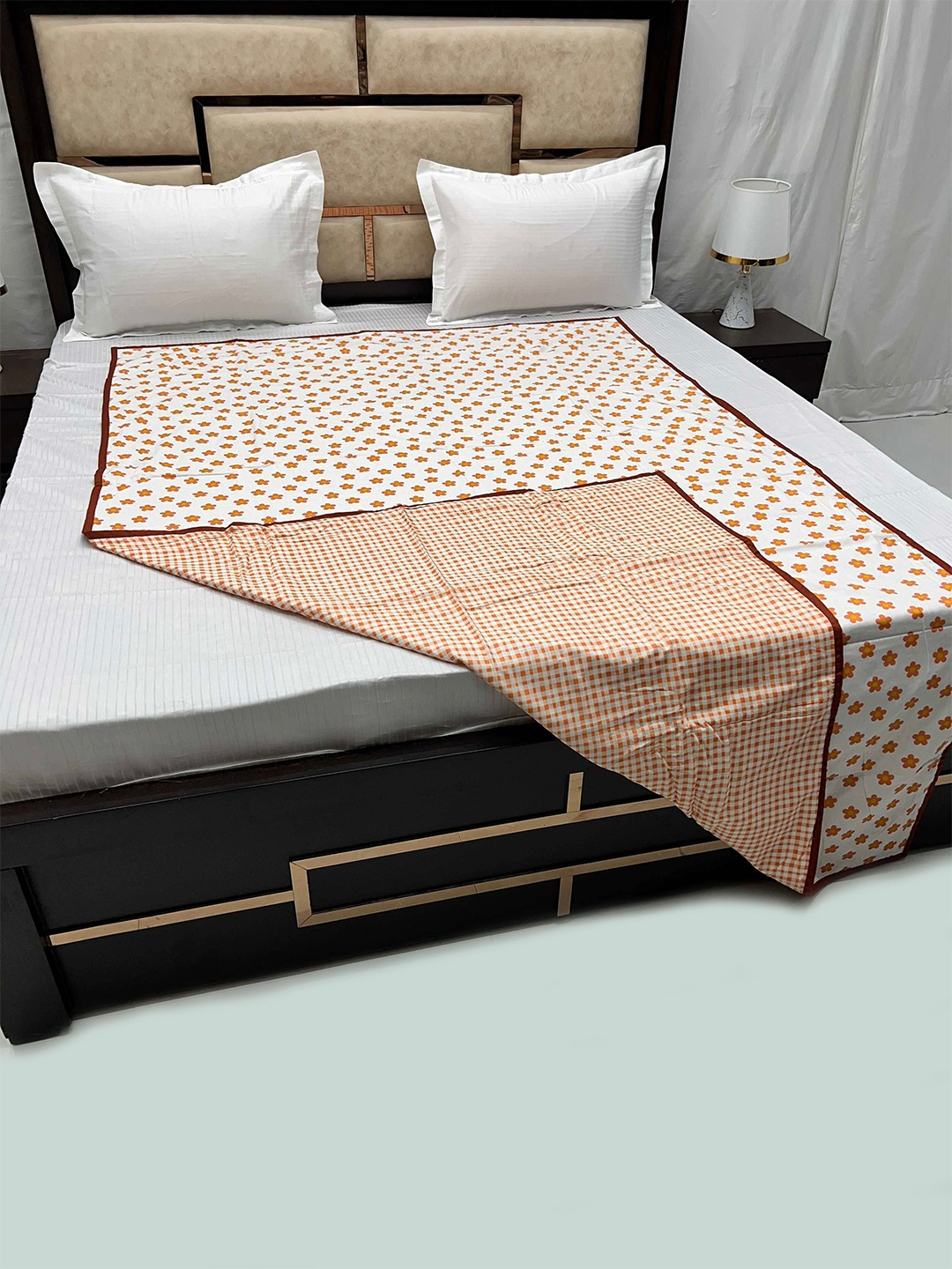 

Pure Decor White & Orange Floral AC Room 210 GSM Pure Cotton Reversible Single Bed Dohar