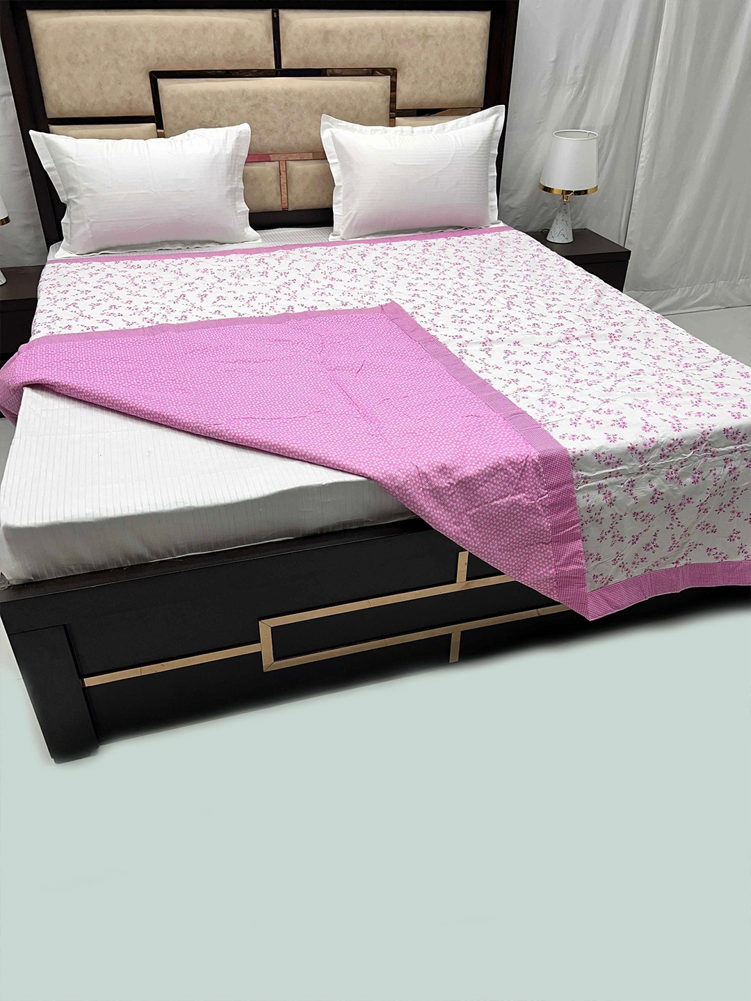 

Pure Decor White & Pink Floral AC Room 210 GSM Pure Cotton Reversible Double Bed Dohar