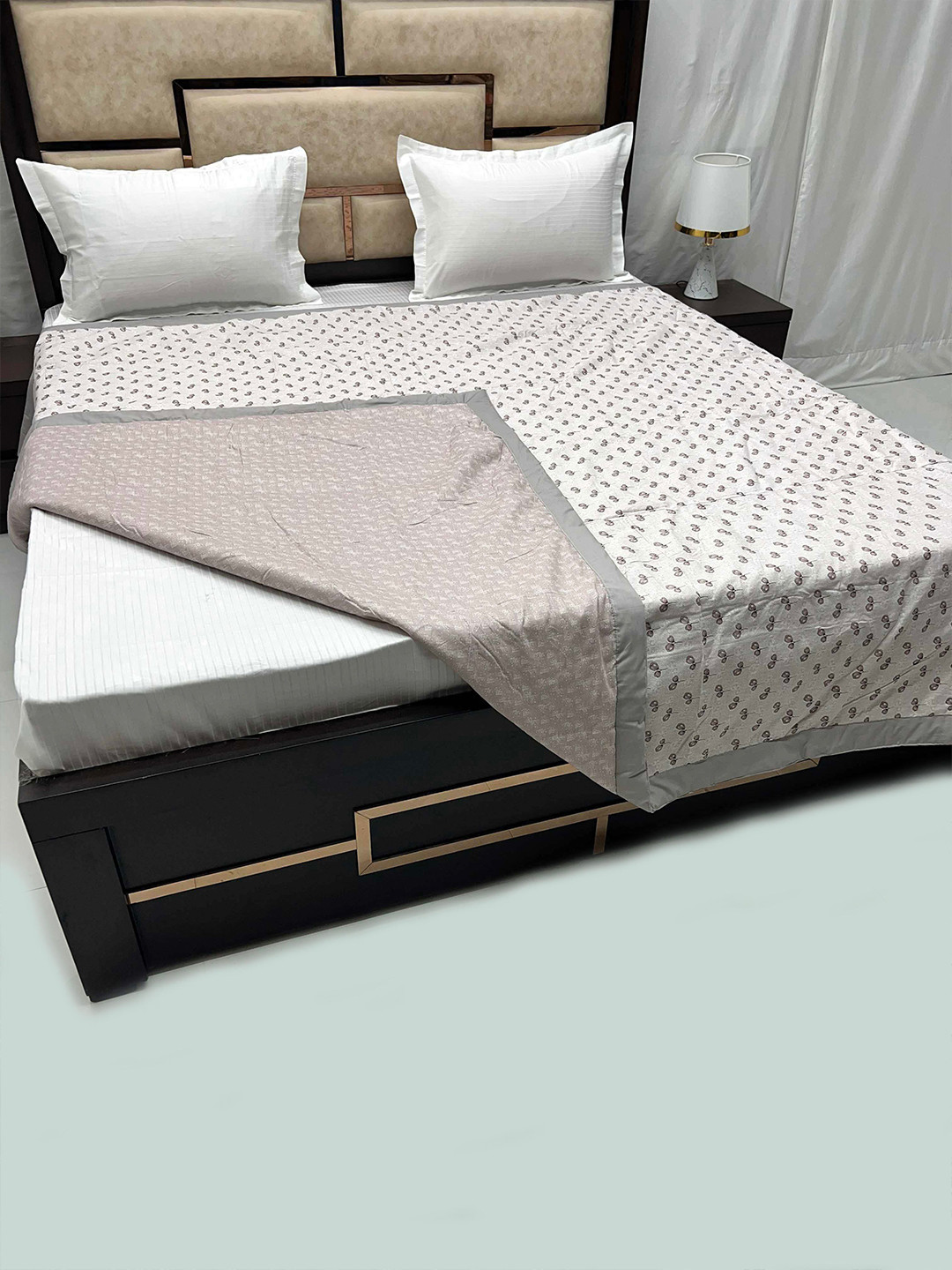 

Pure Decor Grey & Brown Floral AC Room 210 GSM Pure Cotton Reversible Double Bed Dohar