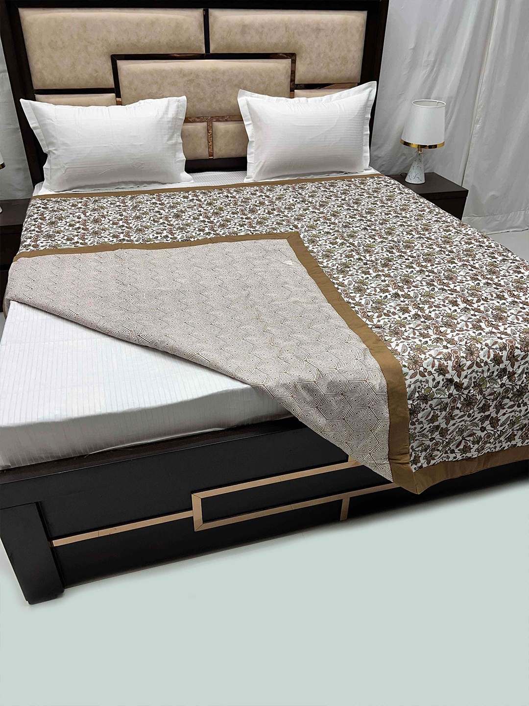 

Pure Decor White & Brown Floral AC Room 210 GSM Pure Cotton Reversible Double Bed Dohar