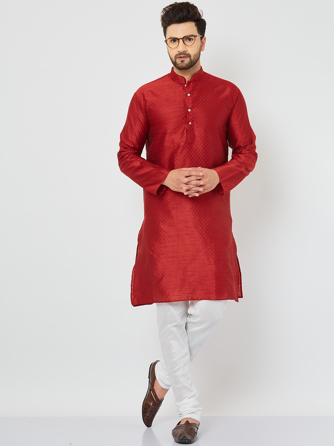 

Armaan Ethnic Men Pure Silk Kurta with Churidar, Maroon