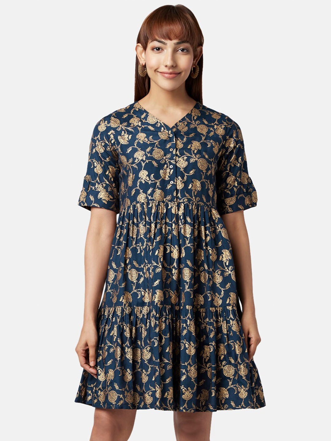 

AKKRITI BY PANTALOONS Floral Printed V-Neck Tiered Fit & Flare Dress, Blue