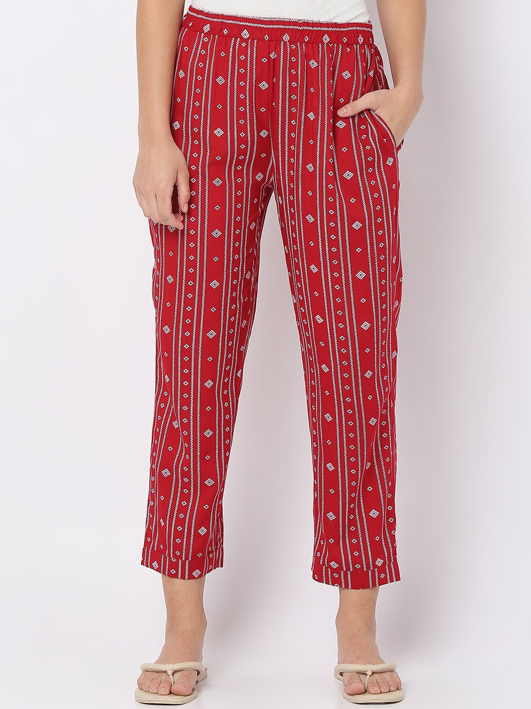 

Smarty Pants Women Cotton Printed Lounge Pant, Maroon