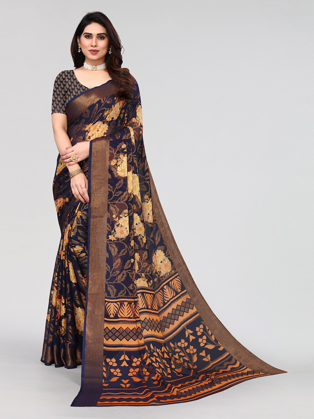 

KALINI Navy Floral Printed Poly Chiffon Saree, Navy blue