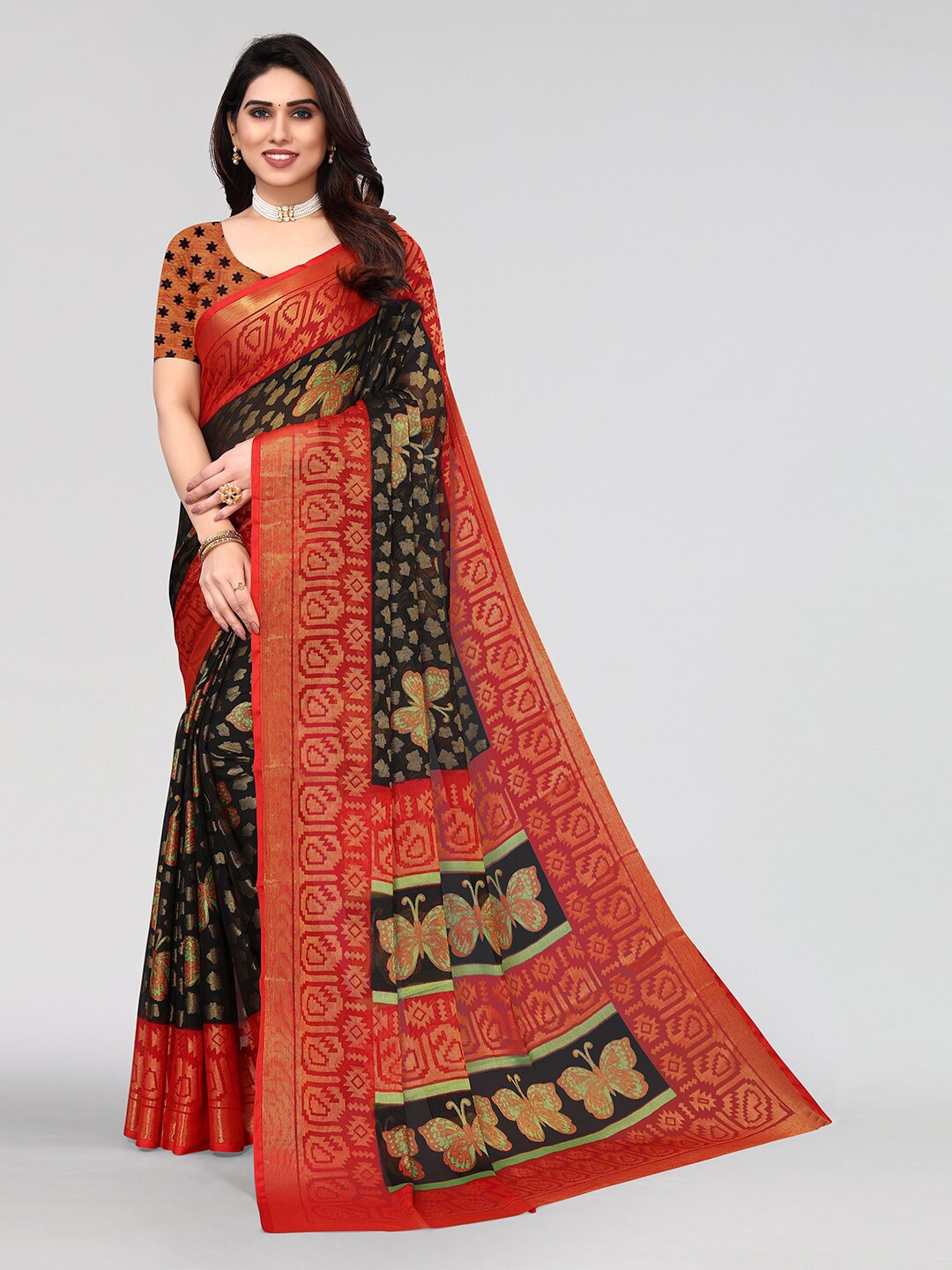 

KALINI Floral Printed Saree, Black