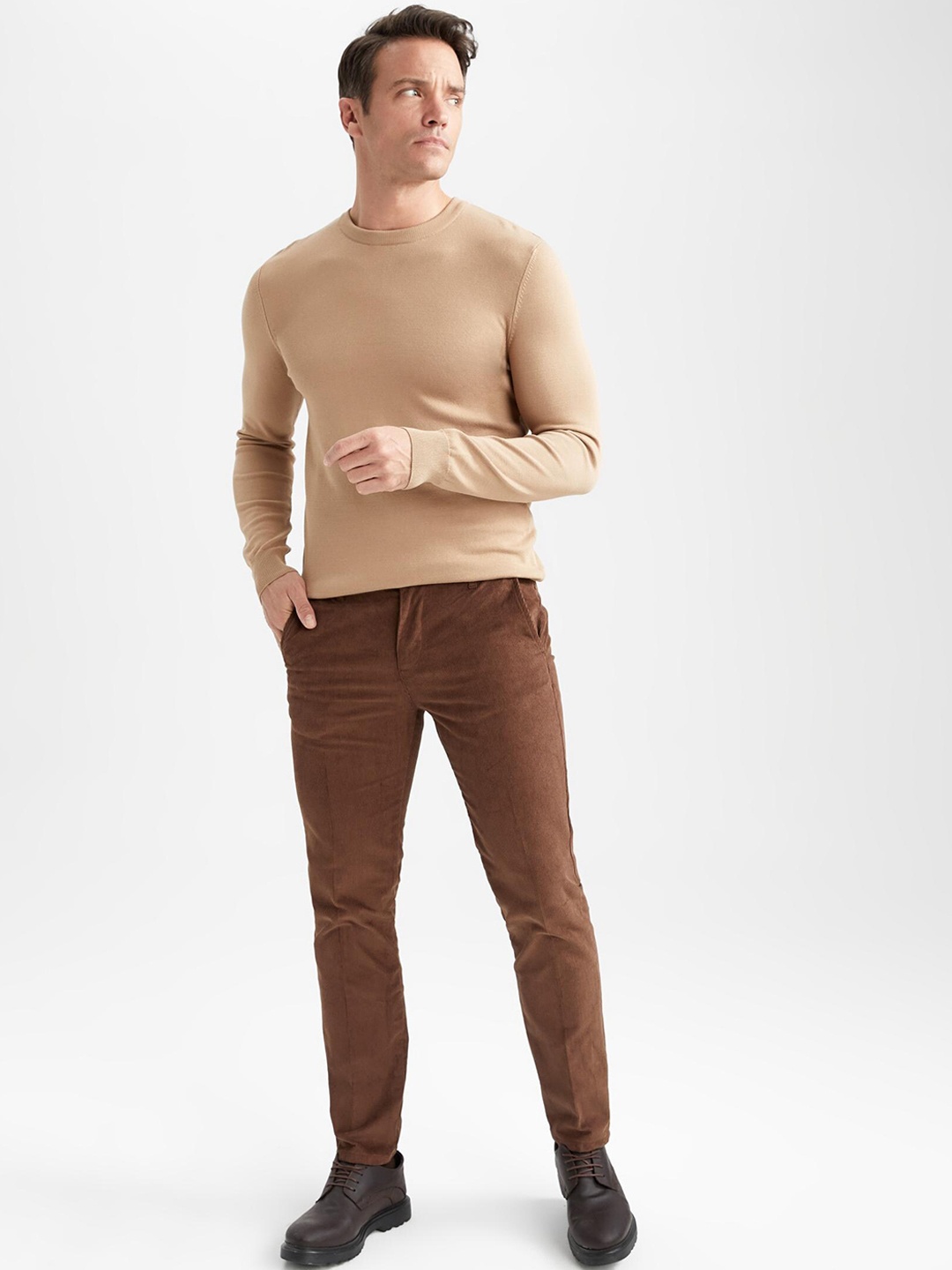 

DeFacto Men Pure Cotton Trousers, Brown