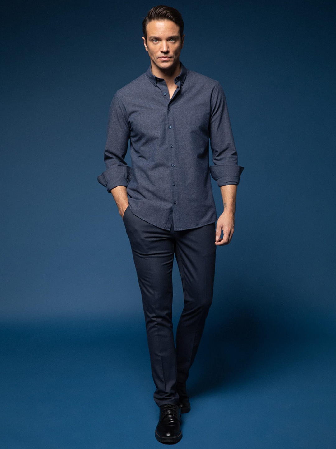 

DeFacto Men Plain Trousers, Navy blue