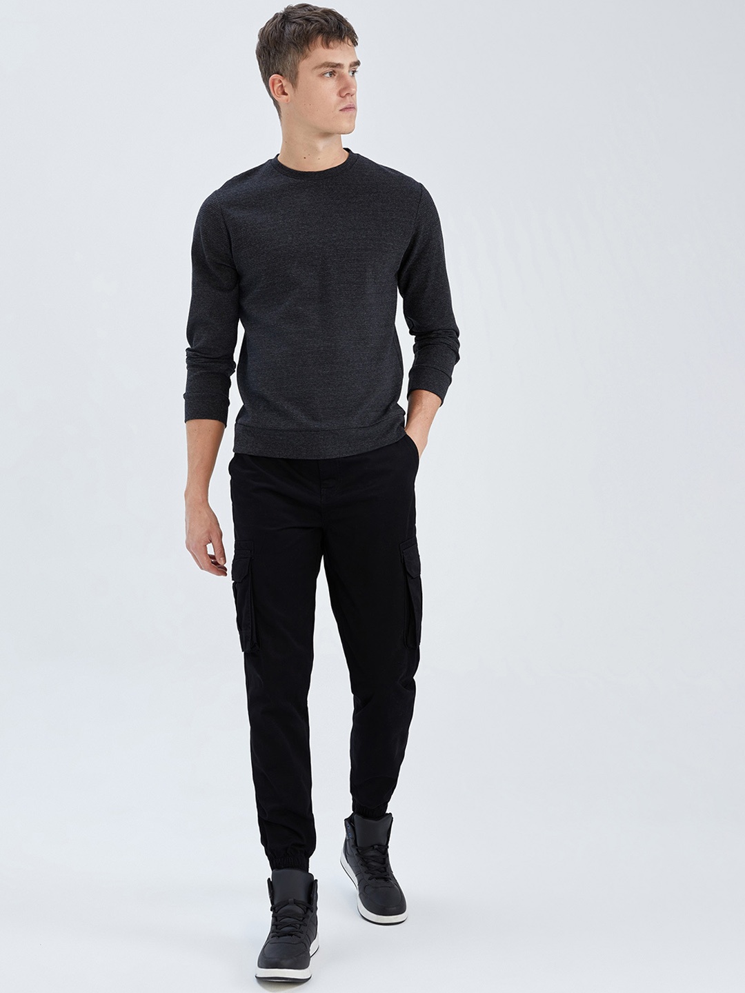 

DeFacto Men Pure Cotton Joggers, Black
