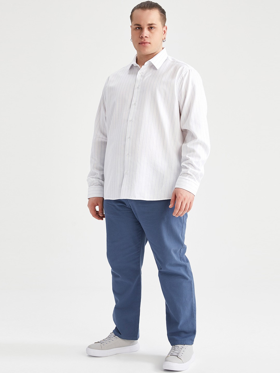 

DeFacto Men Plus Size Solid Pure Cotton Trousers, Blue
