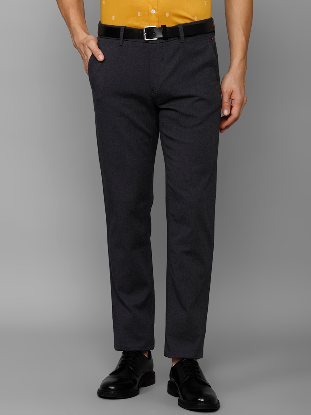 

Louis Philippe Sport Men Slim Fit Formal Trousers, Grey