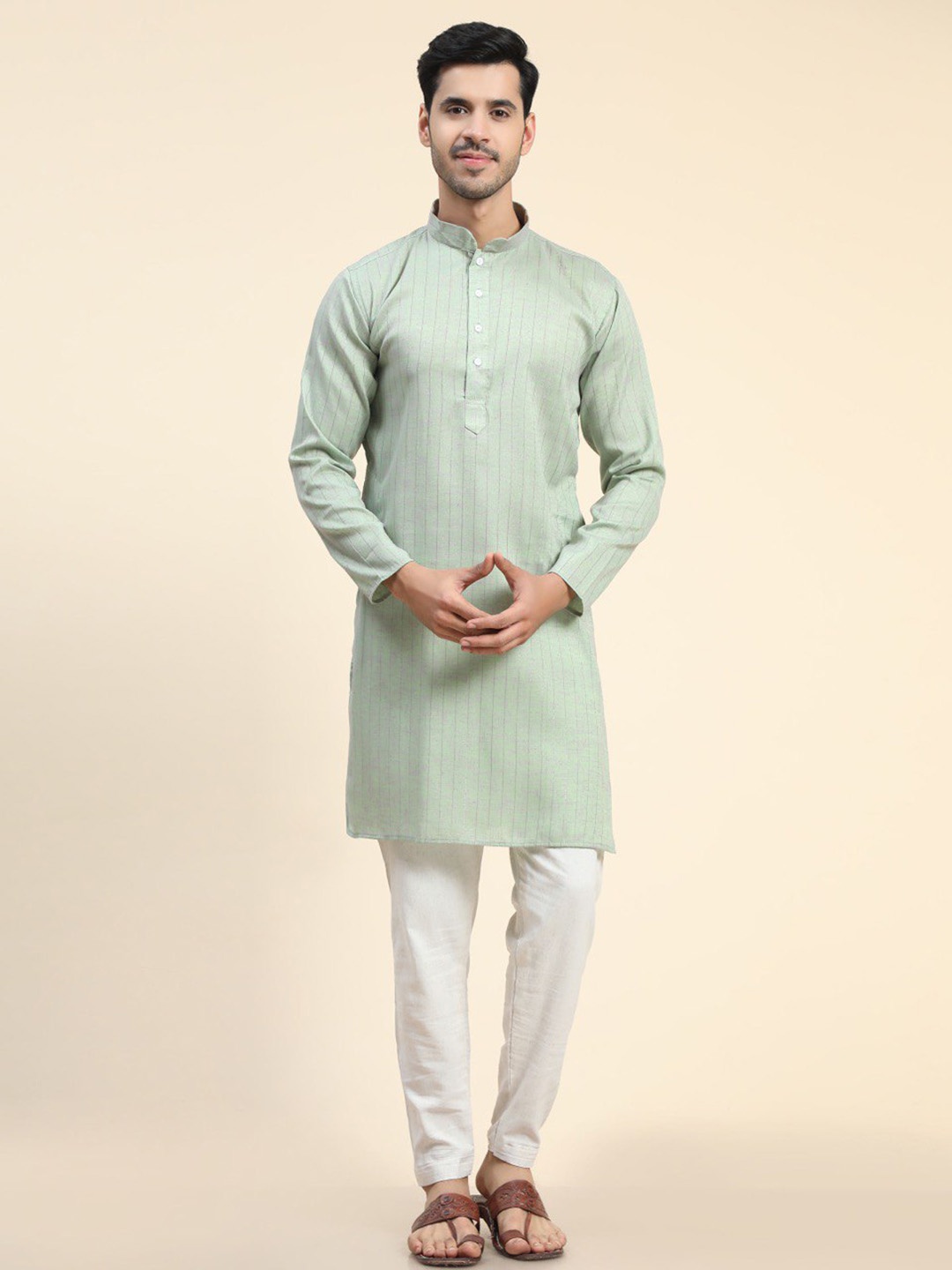 

Ekta Textiles Men Striped Pure Cotton Kurta with Pyjamas, Green