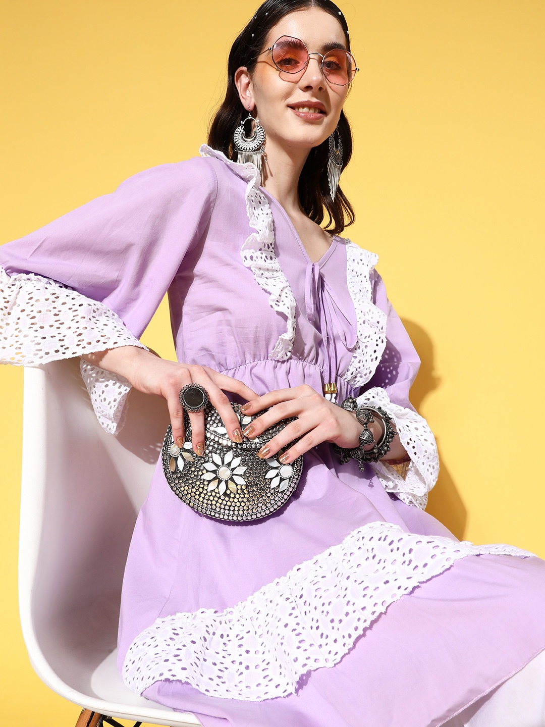 

InWeave Women Lavender & White Colourblocked Schiffli Tunic & Palazzos Set