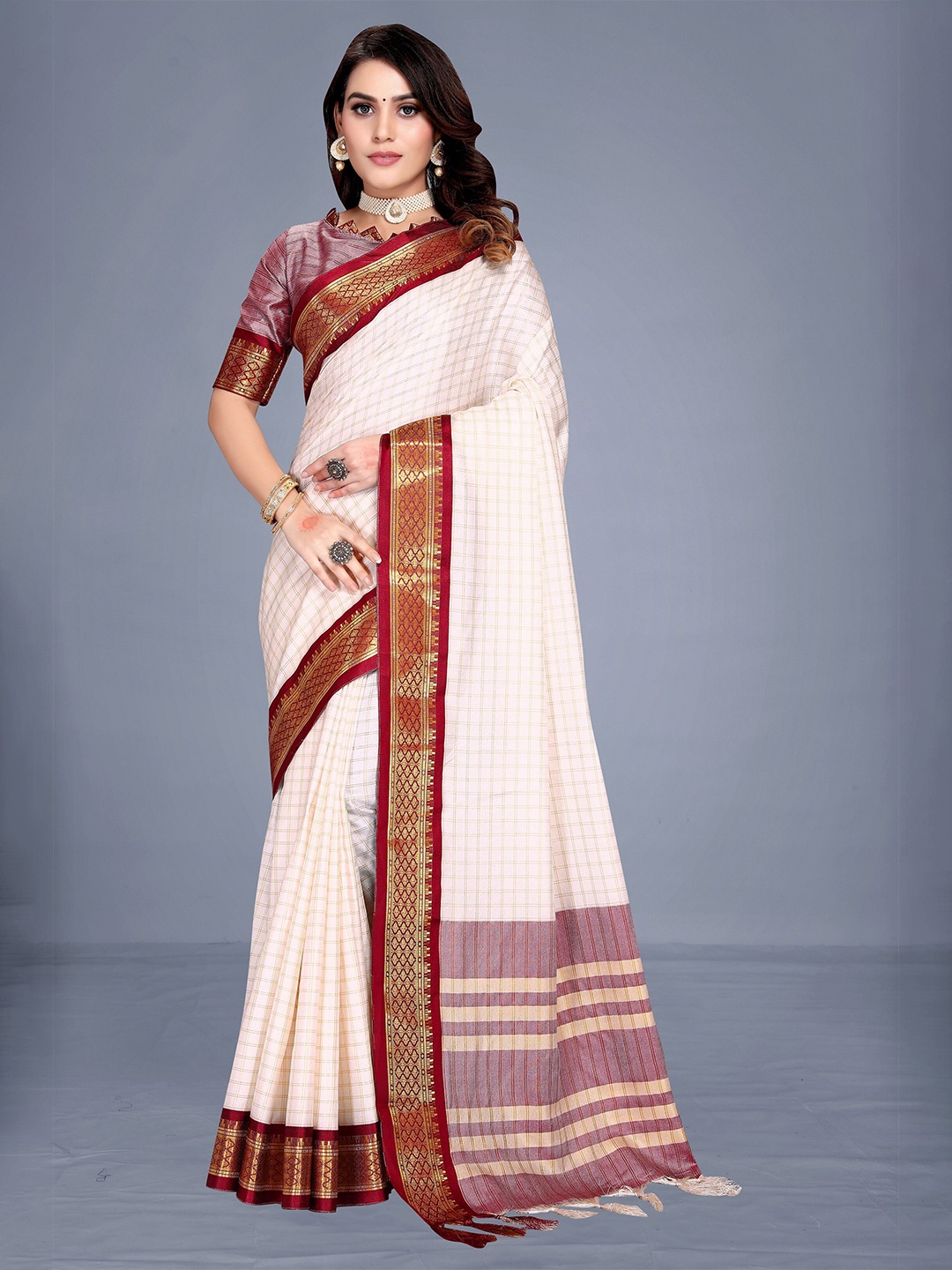 

VENISA Checked Silk Zari Saree, Off white