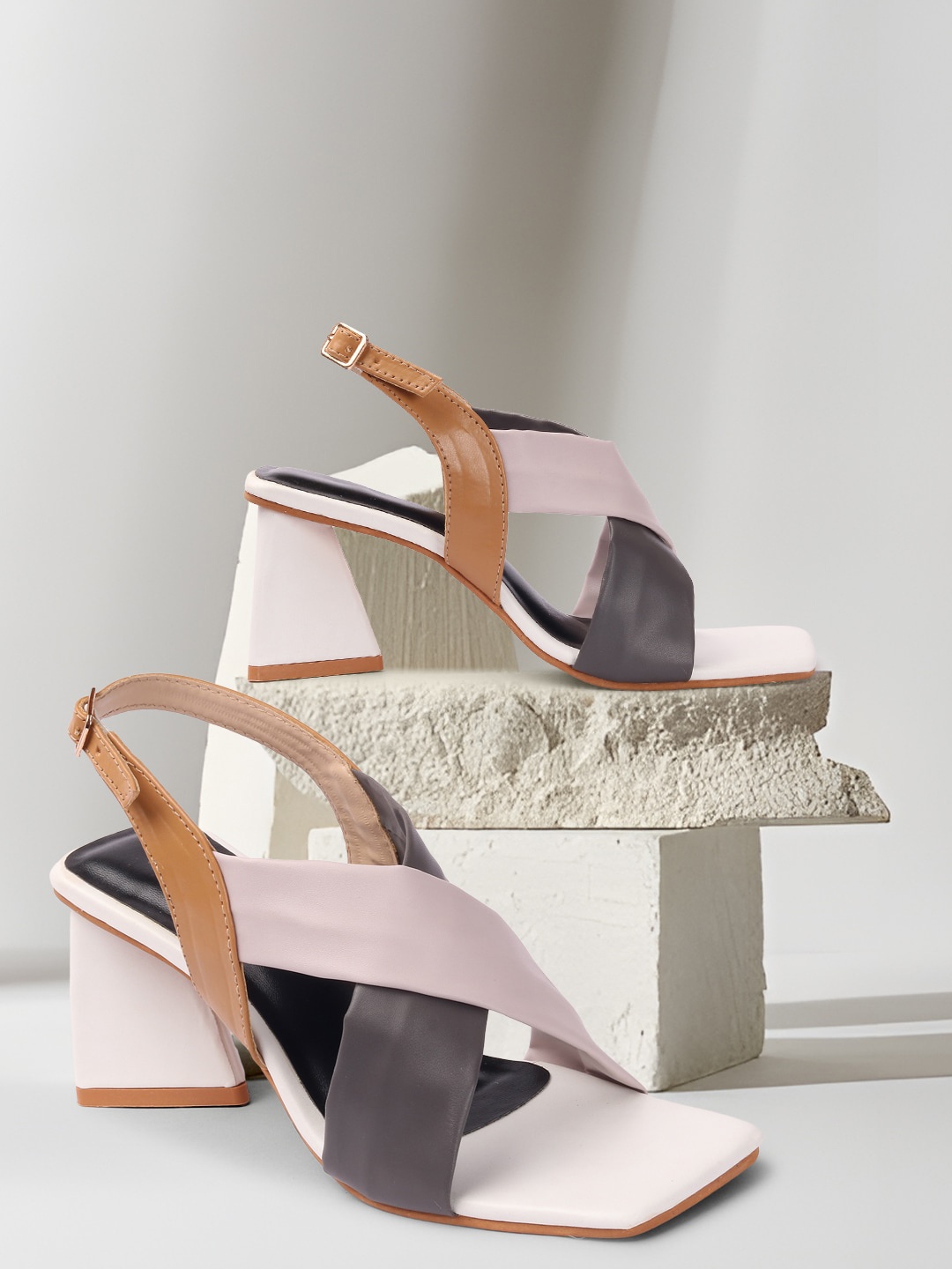 

RINDAS White Colourblocked Block Heels